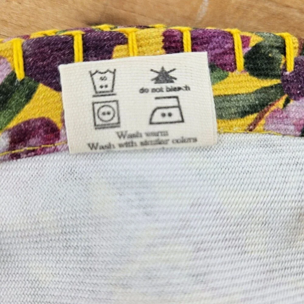 New Sophie Williamson Designs SWD 6 Round Placemats Romance is Dead Yellow